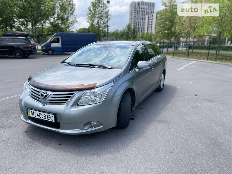 Універсал Toyota Avensis 2011 в Дніпрі фото 2 Універсал Toyota Avensis 2011 в Дніпрі