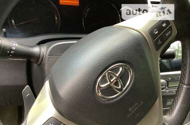 Седан Toyota Avensis 2008 в 