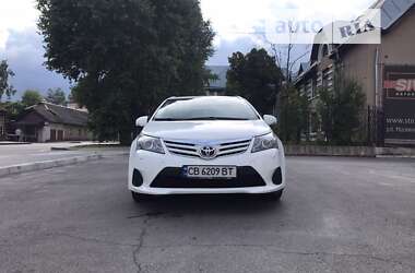 Універсал Toyota Avensis 2012 в Чернігові