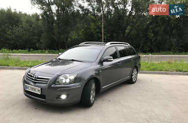 Універсал Toyota Avensis 2007 в Новояворівську