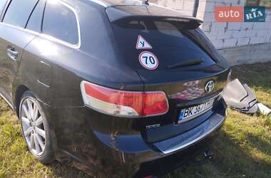 Универсал Toyota Avensis 2009 в 