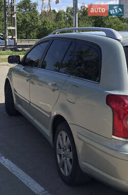 Универсал Toyota Avensis 2008 в Гайвороне