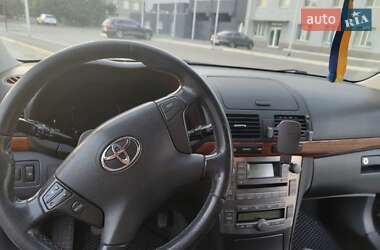 Седан Toyota Avensis 2008 в 