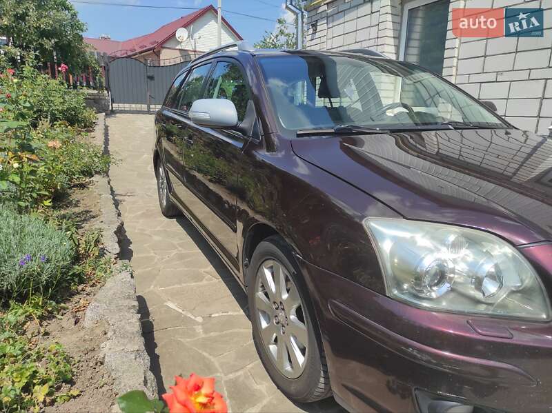 Универсал Toyota Avensis 2007 в Умани