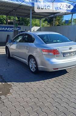 Седан Toyota Avensis 2009 в Хмельницком