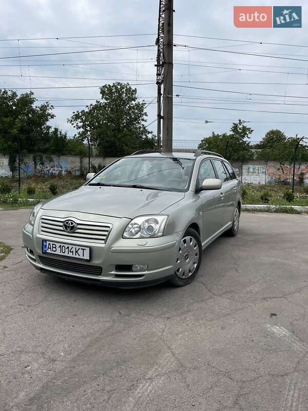 Универсал Toyota Avensis 2004 в Жмеринке