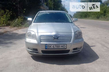 Седан Toyota Avensis 2004 в Бердичеве