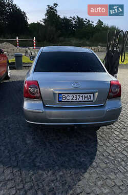 Седан Toyota Avensis 2007 в Львове