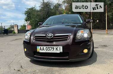 Седан Toyota Avensis 2008 в Києві