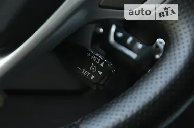 Toyota Avensis 2012