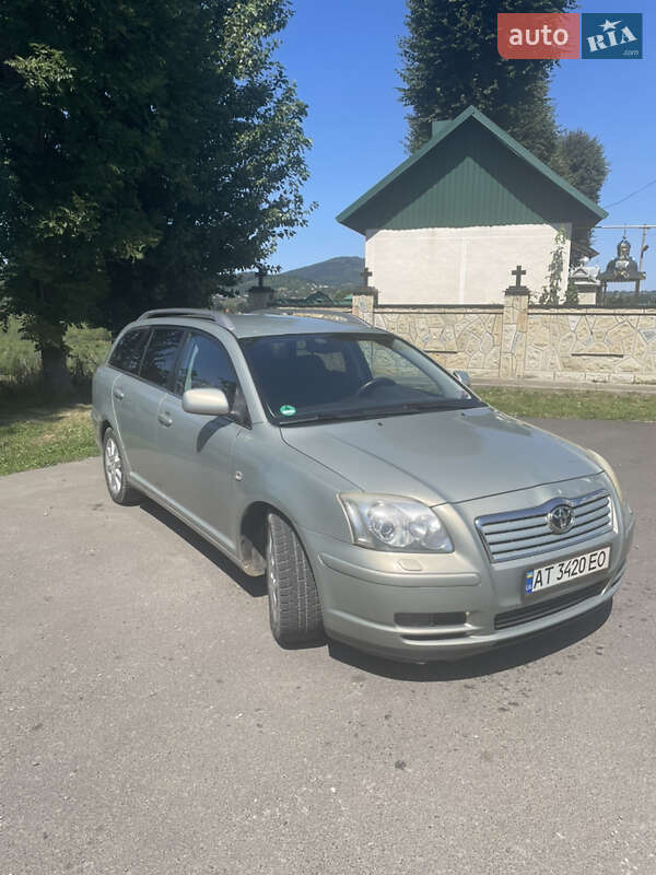 Универсал Toyota Avensis 2006 в Делятине