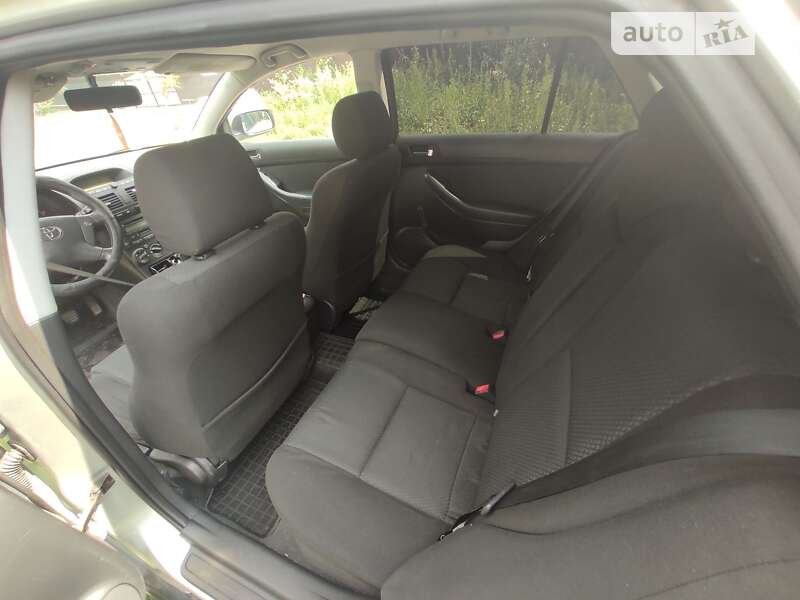 Универсал Toyota Avensis 2005 в Тульчине