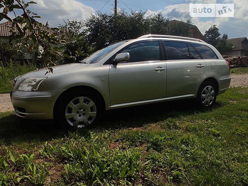 Универсал Toyota Avensis 2005 в Тульчине