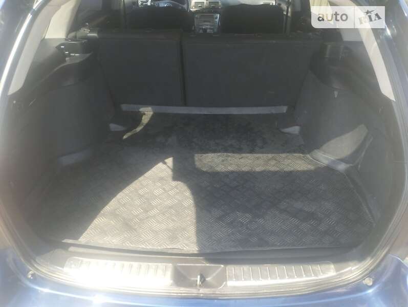 Универсал Toyota Avensis 2004 в Запорожье