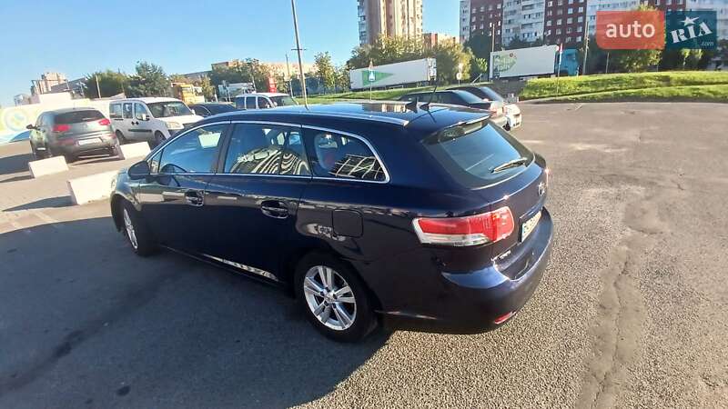 Універсал Toyota Avensis 2009 в Львові