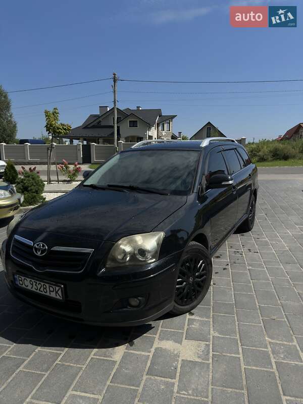 Універсал Toyota Avensis 2008 в Трускавці