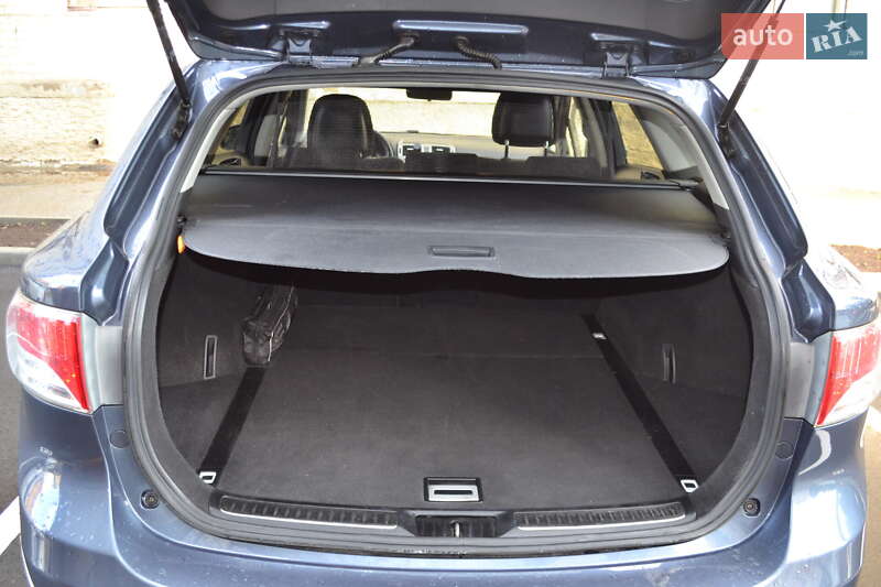 Универсал Toyota Avensis 2011 в Житомире