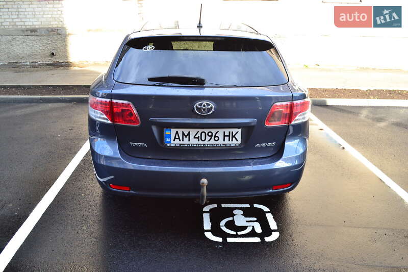 Универсал Toyota Avensis 2011 в Житомире