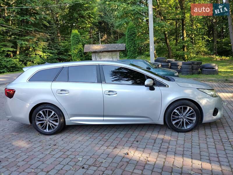 Универсал Toyota Avensis 2016 в Харькове