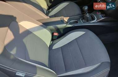 Универсал Toyota Avensis 2016 в Харькове