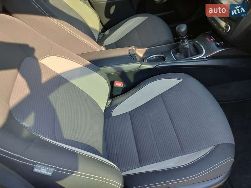 Универсал Toyota Avensis 2016 в Харькове