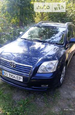 Універсал Toyota Avensis 2004 в Коростені