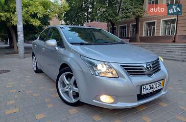 Седан Toyota Avensis 2009 в Одессе