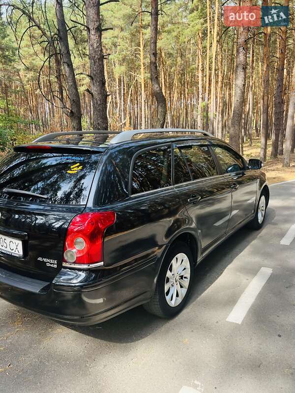 Универсал Toyota Avensis 2007 в Полтаве