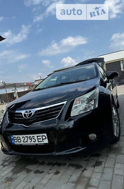 Универсал Toyota Avensis 2010 в Городенке