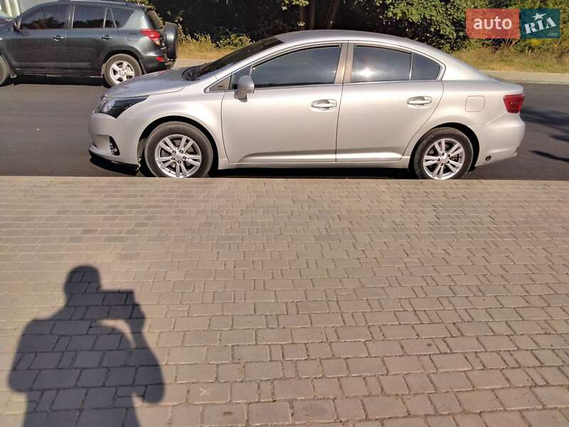 Седан Toyota Avensis 2013 в Черновцах фото 9 Седан Toyota Avensis 2013 в Черновцах