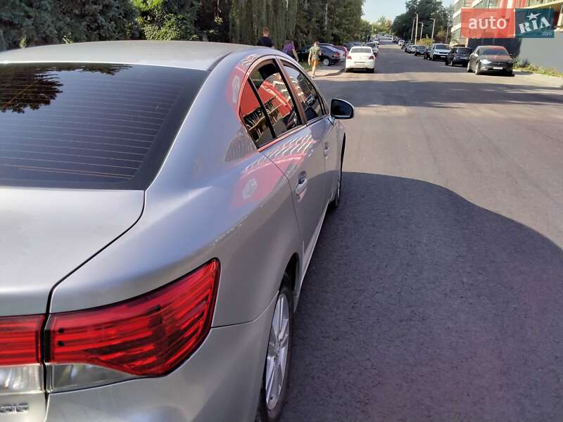 Седан Toyota Avensis 2013 в Черновцах фото 4 Седан Toyota Avensis 2013 в Черновцах