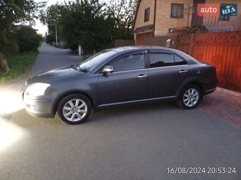 Седан Toyota Avensis 2008 в Виннице