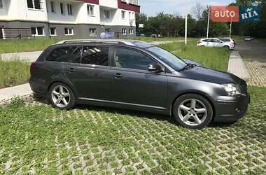 Универсал Toyota Avensis 2008 в Киеве