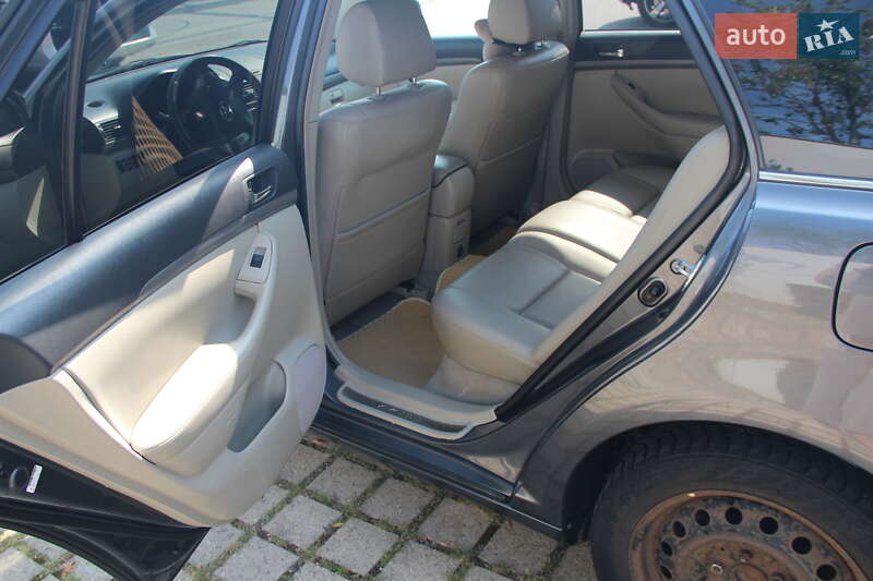 Универсал Toyota Avensis 2008 в Киеве