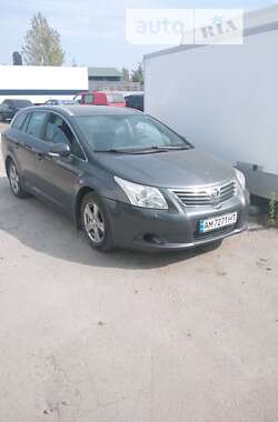 Універсал Toyota Avensis 2010 в Житомирі