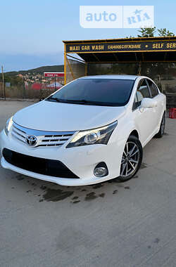 Седан Toyota Avensis 2012 в Одесі