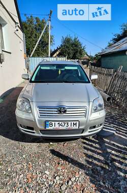 Универсал Toyota Avensis 2004 в Лубнах