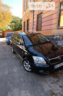 Универсал Toyota Avensis 2004 в Львове