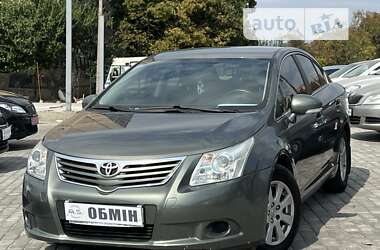 Седан Toyota Avensis 2009 в Кривому Розі