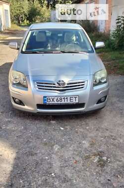 Седан Toyota Avensis 2006 в Хмельницком