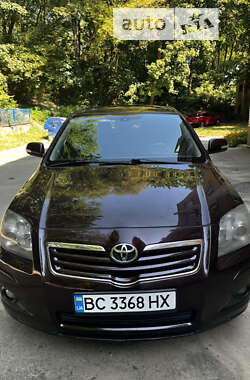 Седан Toyota Avensis 2007 в Львове