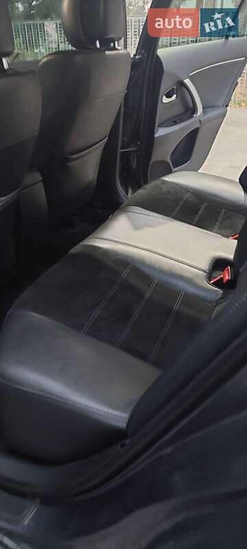 Седан Toyota Avensis 2012 в Кременчуге фото 7 Седан Toyota Avensis 2012 в Кременчуге