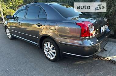 Седан Toyota Avensis 2008 в Кривом Роге