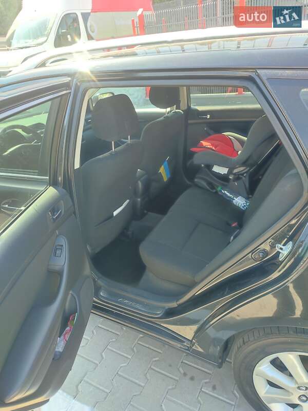 Универсал Toyota Avensis 2006 в Львове