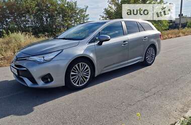 Универсал Toyota Avensis 2015 в Днепре