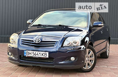 Седан Toyota Avensis 2008 в Одесі