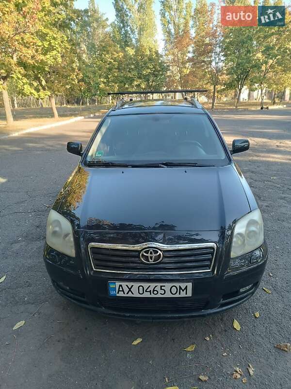 Toyota Avensis 2004
