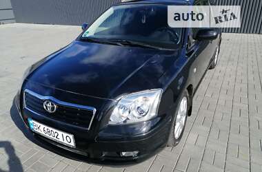 Универсал Toyota Avensis 2005 в Костополе