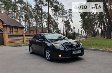 Седан Toyota Avensis 2011 в Чернигове