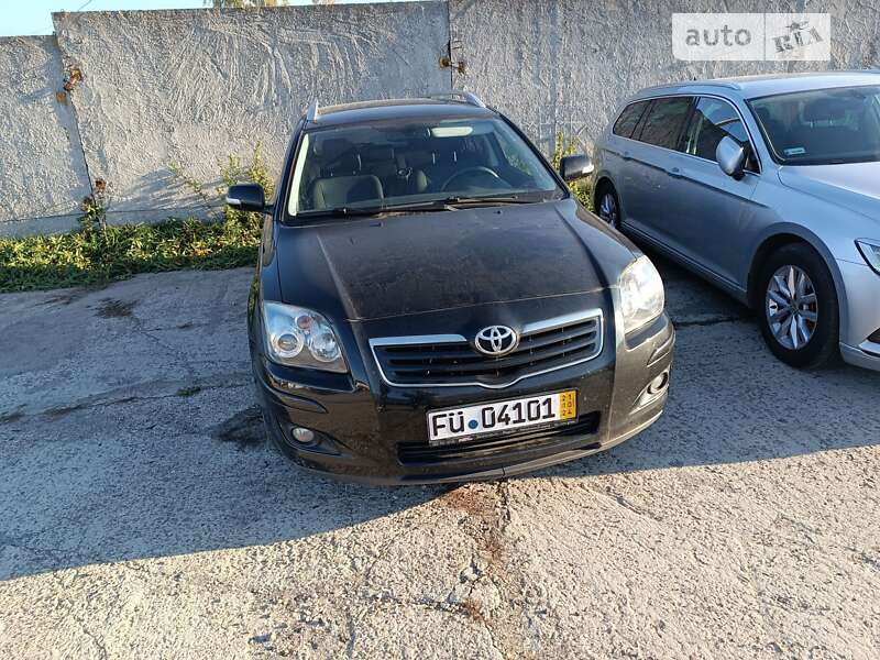 Универсал Toyota Avensis 2008 в Луцке